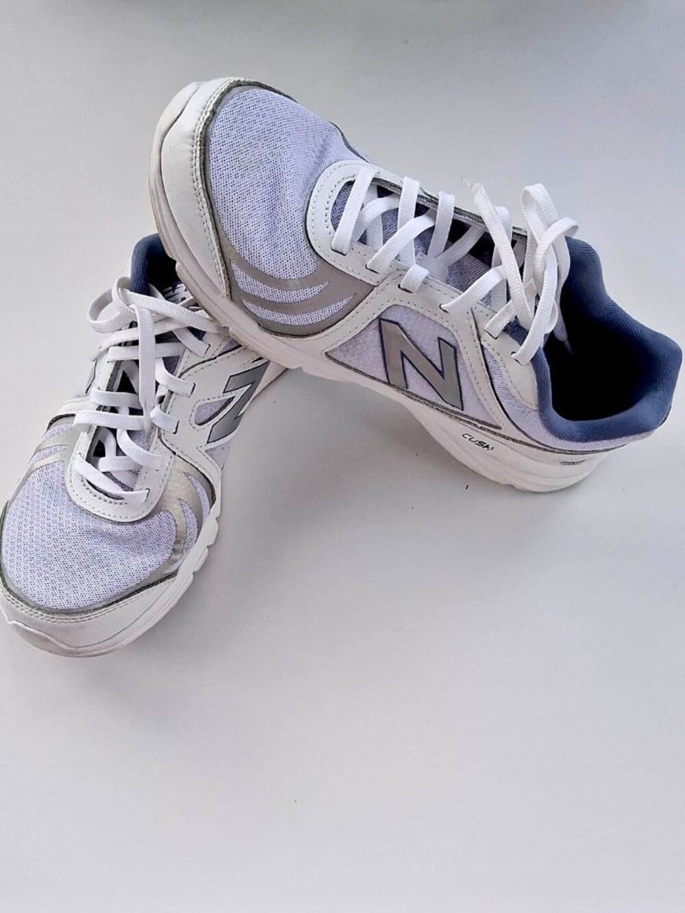 New Balance 496 v3 Cush+ White Blue Walking Shoes Sneakers Size 9.5
